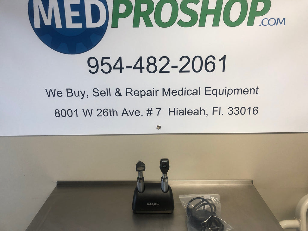 Welch Allyn (71140EA) Universal Desk Charger - MedProShop
