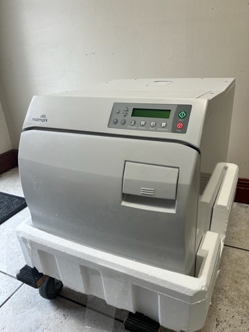Midmark Ritter M11 Sterilizer Automatic Autoclave M11-042 with 0 cycles